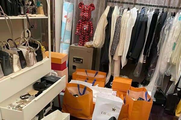 安平县回收一线品牌衣服